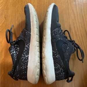 Nike Rose One Sneakers - Speckled - Womens 7.5 - Great Condition